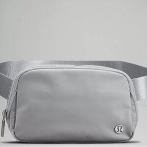Lululemon Everywhere Belt Bag 1L